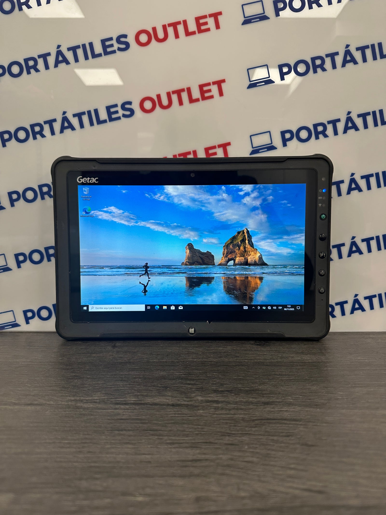 Getac Rugged Tablet F110 G4 Core i5 i5-7200U 2.5GHz (Total: 2 núcleos) 8GB 128GB SSD - Portátiles Outlet