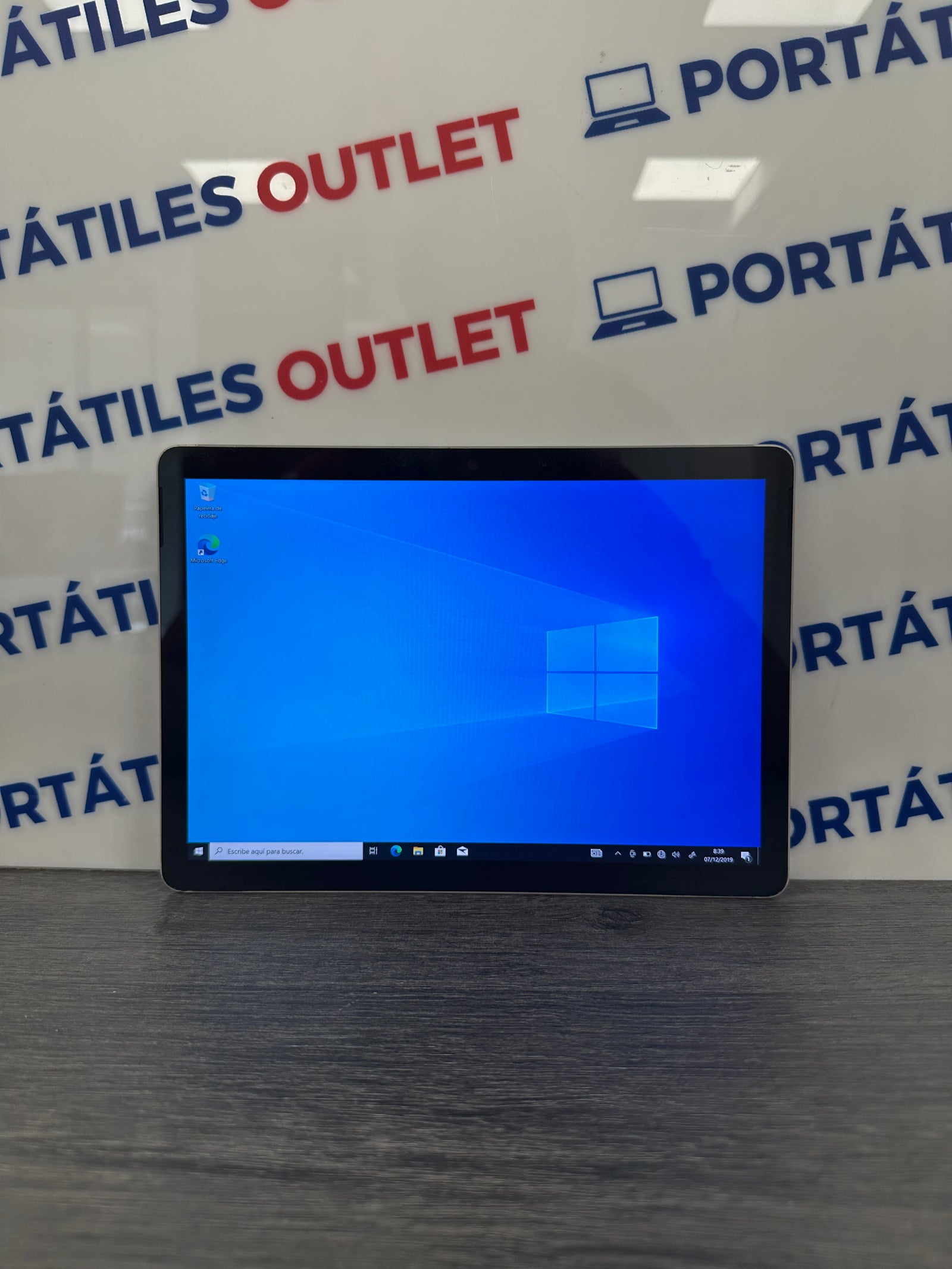 Microsoft Surface GO 2 Core M3 M3-8100Y 1.1GHz (Total: 2 cores) 8GB 128GB SSD - Portátiles Outlet