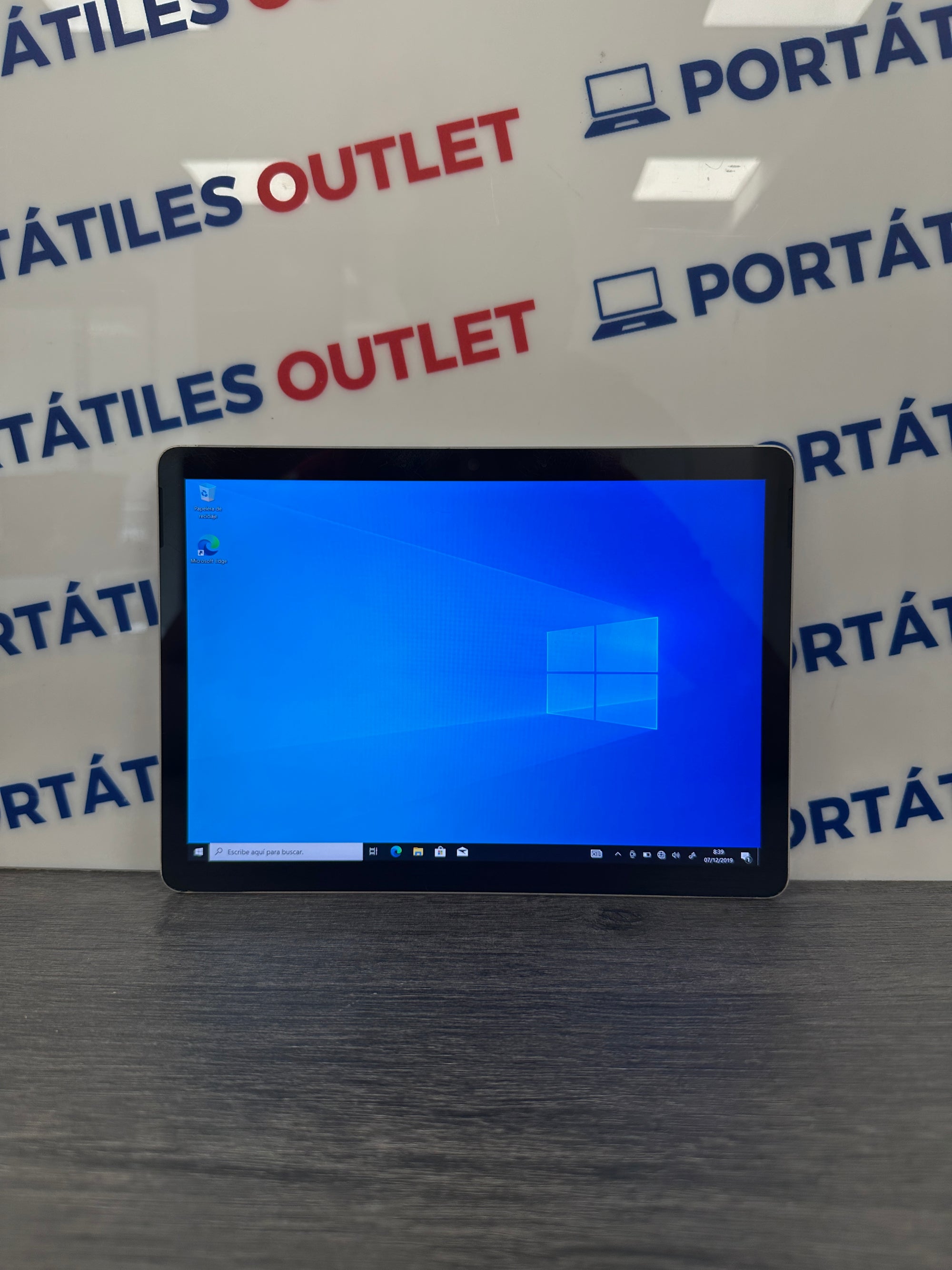 Microsoft Surface GO 2 Core M3 M3-8100Y 1.1GHz (Total: 2 cores) 8GB 128GB SSD - Portátiles Outlet