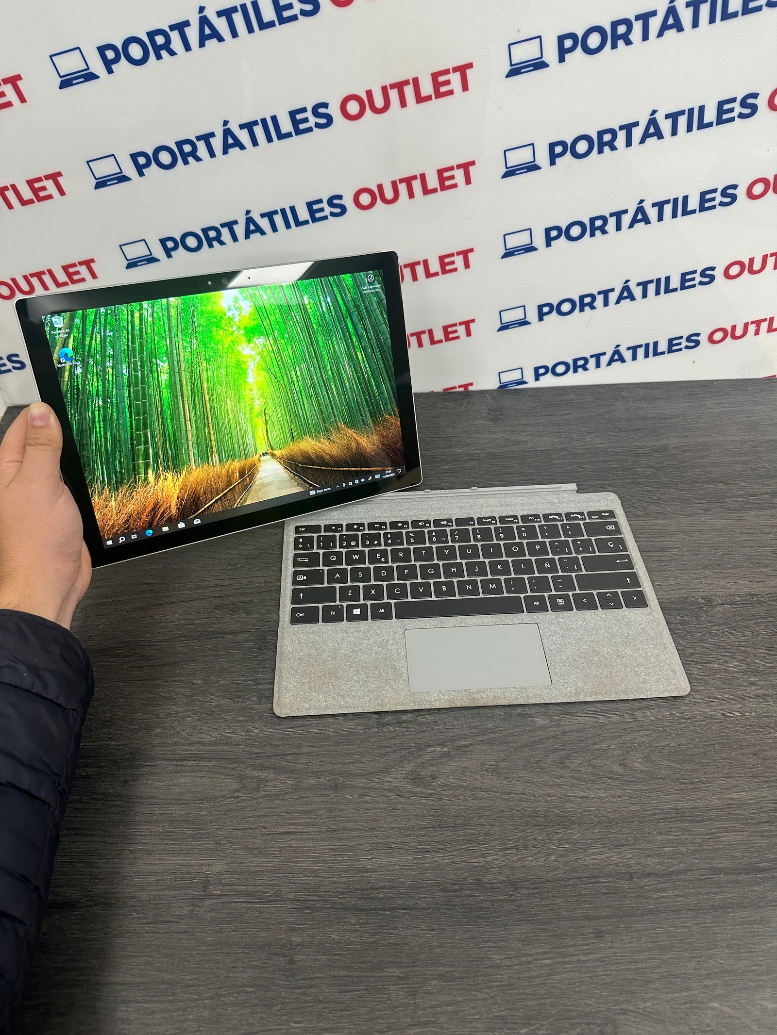 Microsoft Surface PRO 4 Core i7 i7-6650U 2.2GHz (Total: 2 cores) 8GB 256GB SSD - Portátiles Outlet