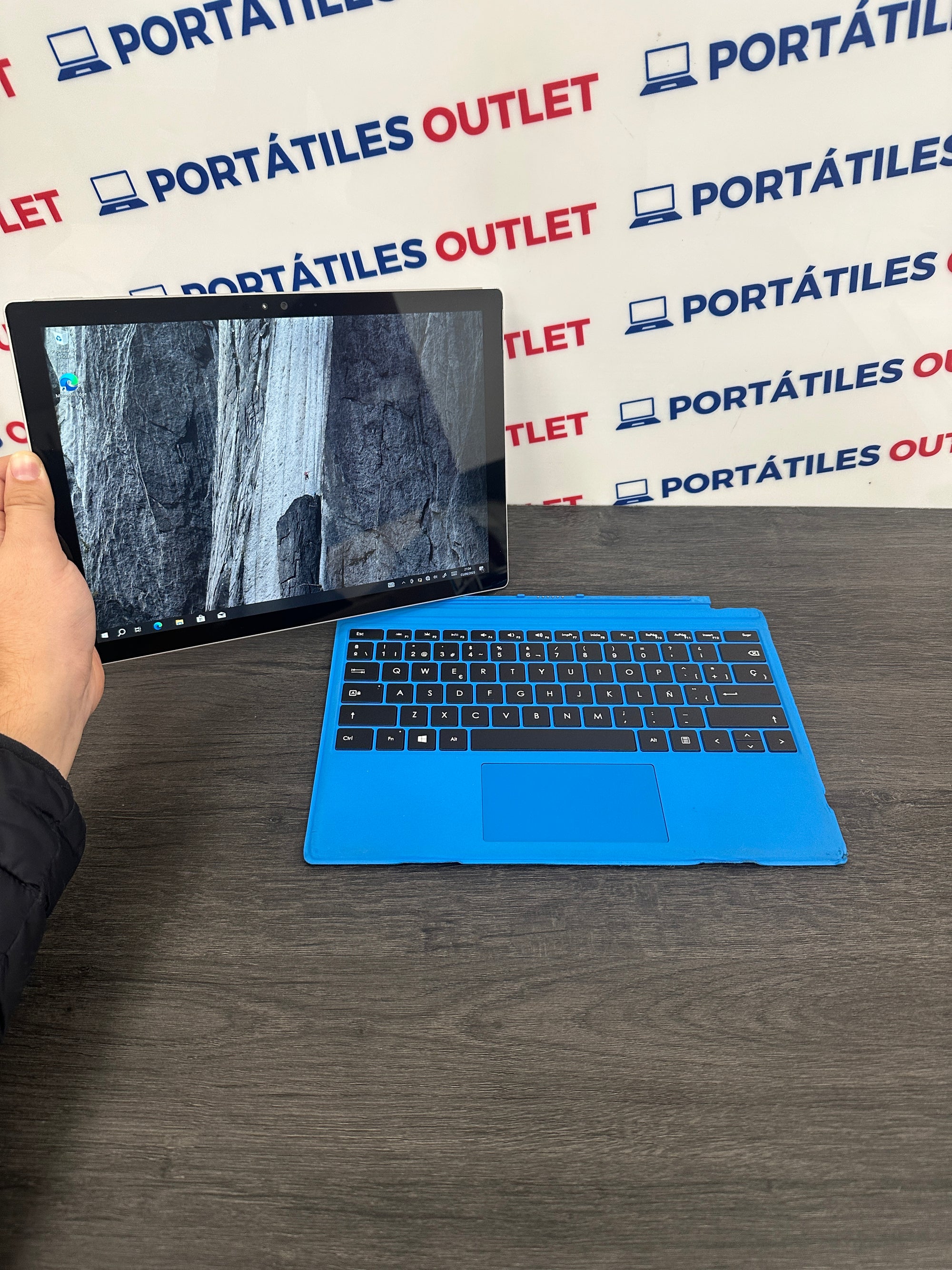 Microsoft Surface PRO 4 Core i7 i7-6650U 2.2GHz (Total: 2 cores) 8GB 256GB SSD - Portátiles Outlet