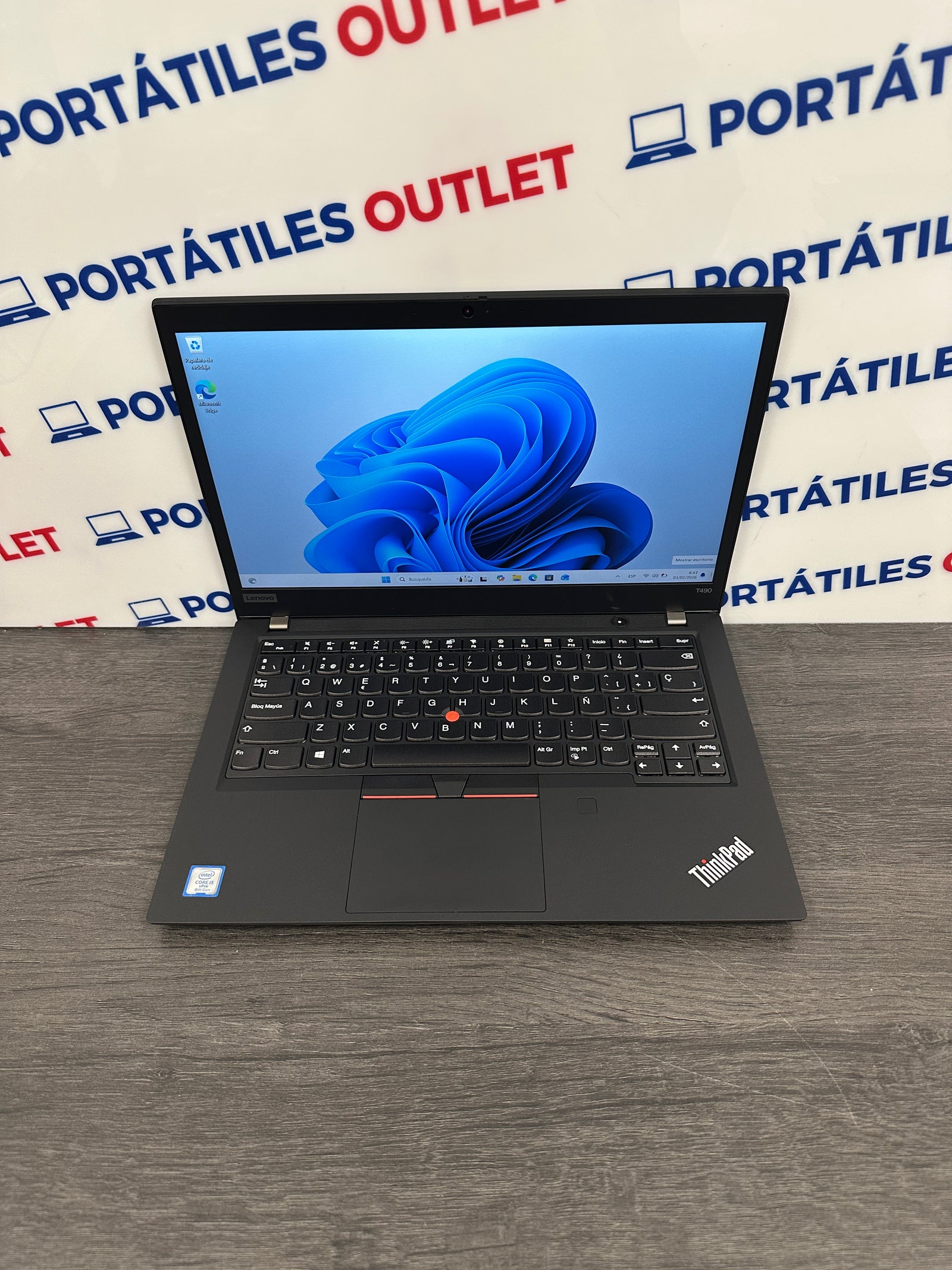 Lenovo Thinkpad T490  Core i5 i5-8365U 1.6GHz (Total: 4 núcleos) 8GB 256GB SSD - Portátiles Outlet
