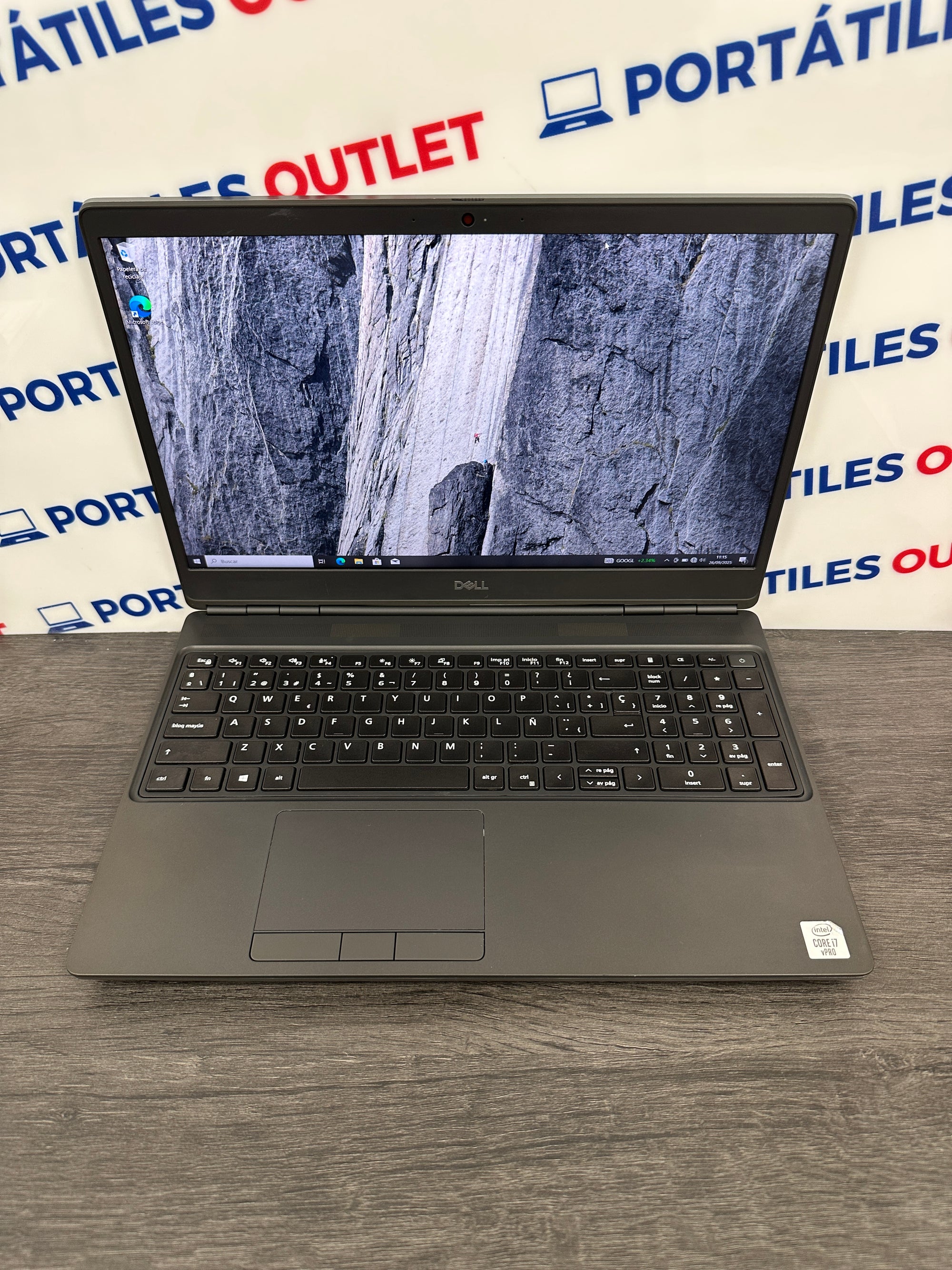 Dell Precision 7550 Core i7 i7-10850H 2.7GHz (Total: 6 núcleos) 64GB 1TB SSD