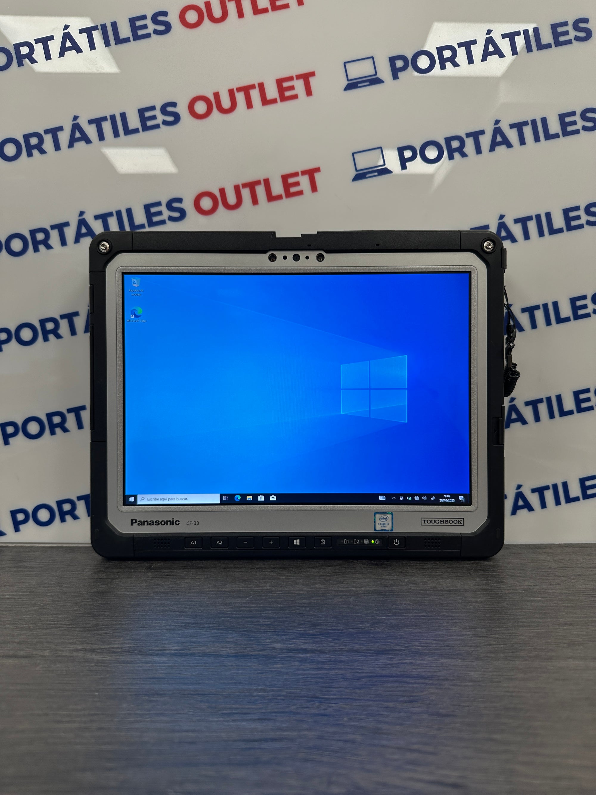 Panasonic ToughBook CF-33 Core i7 i7-7600U 2.8GHz (Total: 2 cores) 16GB 512GB SSD