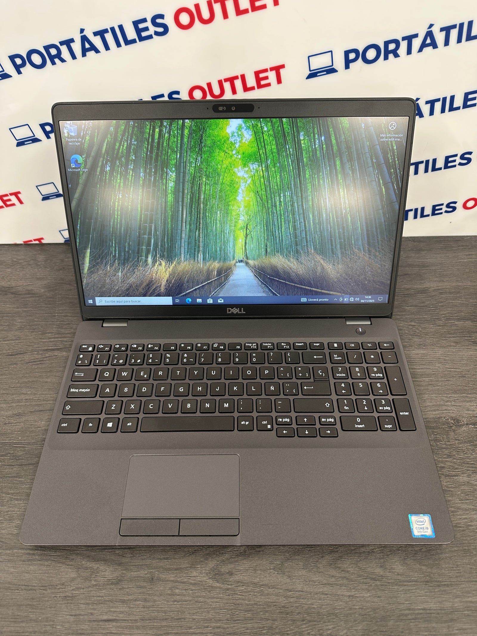 Dell Precision 3541 Core i9 i9-9880H 2.3GHz (Total: 8 núcleos) 32GB 512GB SSD