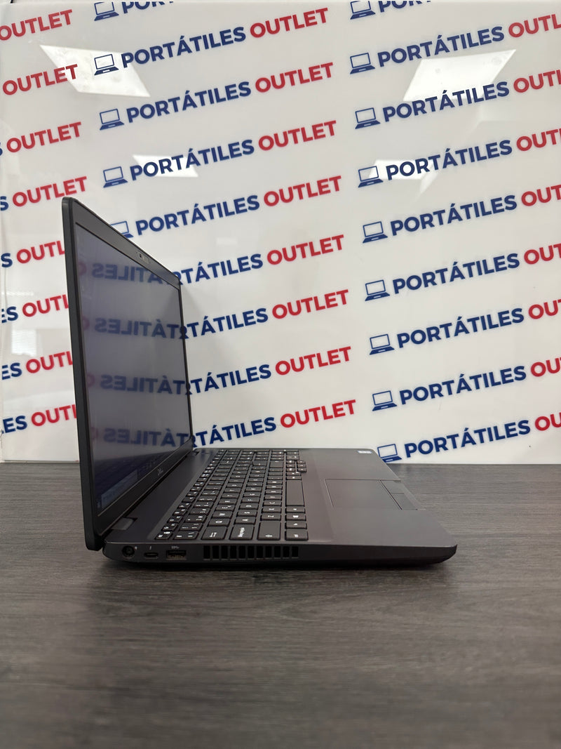 Dell Precision 3541 Core i9 i9-9880H 2.3GHz (Total: 8 núcleos) 32GB 512GB SSD