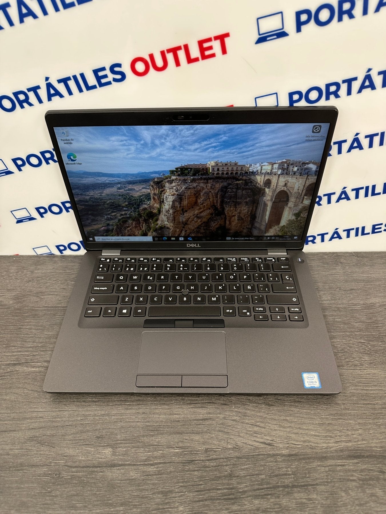 Dell Latitude 5400 Core i5 i5 - 8365U 1.6GHz (Total: 4 núcleos) 32GB 512GB SSD - Portátiles Outlet