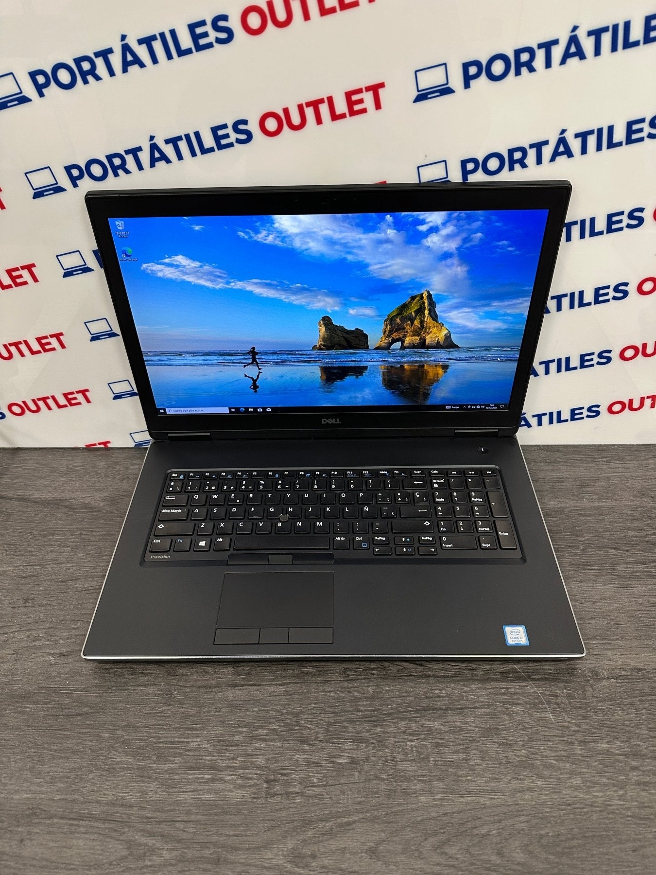 Dell Precision 7730 Core i7 i7 - 8750H 2.2GHz (Total: 6 núcleos) 64GB 256GB SSD - Portátiles Outlet
