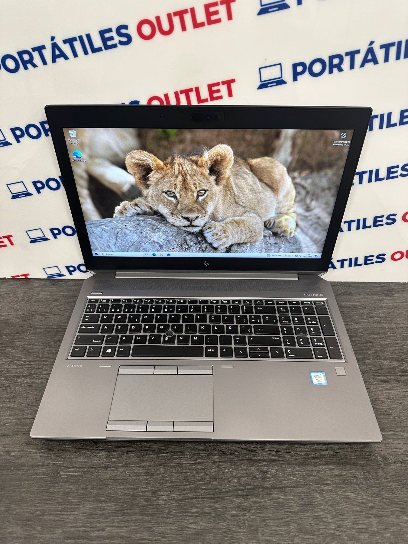 HP ZBOOK 15 G5 Xeon E E - 2176M 2.7GHz (Total: 6 núcleos) 32GB 1TB SSD - Portátiles Outlet