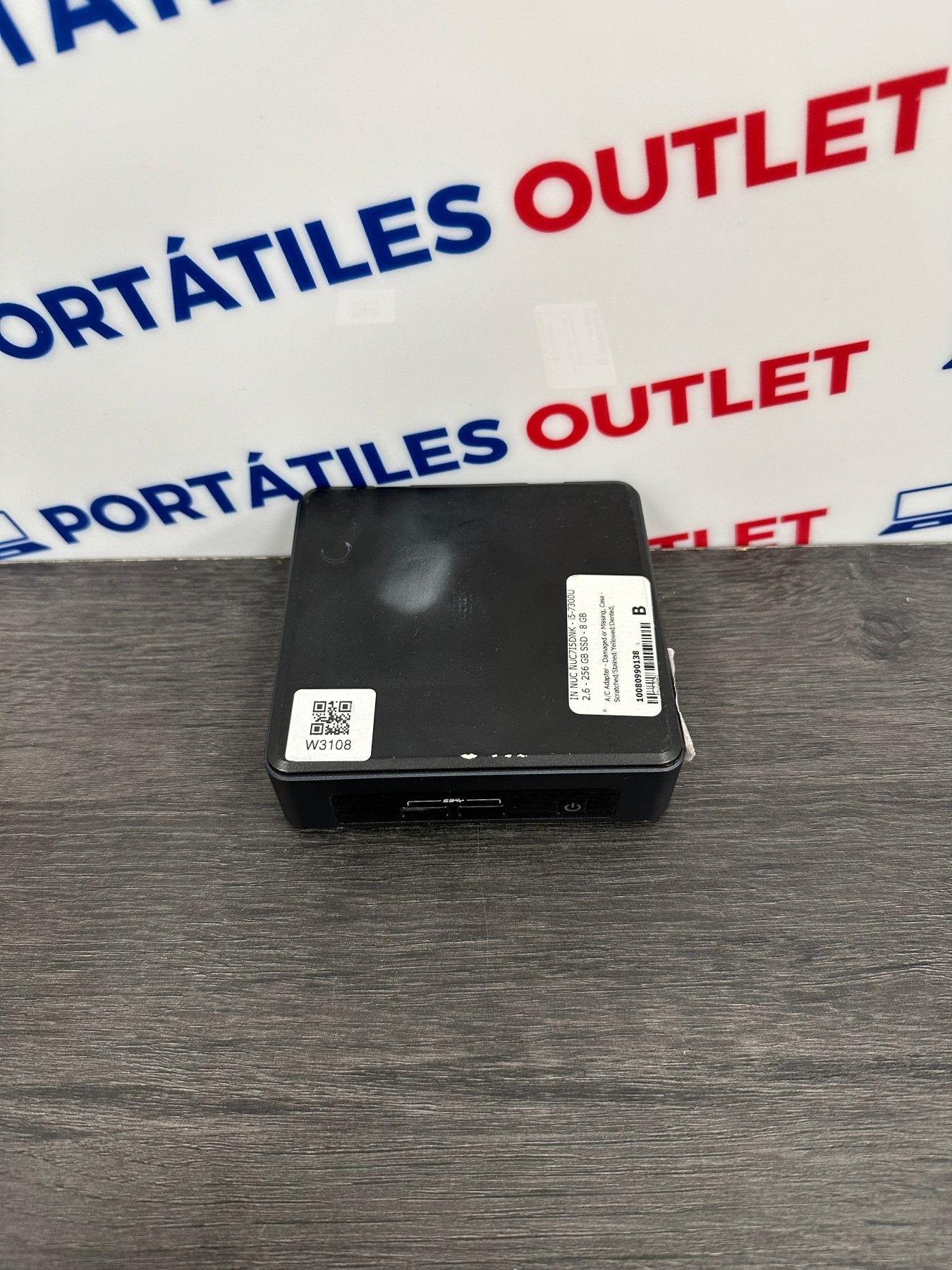 INTEL NUC NUC715DNK Core i5 i5 - 7300U 2.6GHz (Total: 2 núcleos) 8GB 256GB SSD - Portátiles Outlet