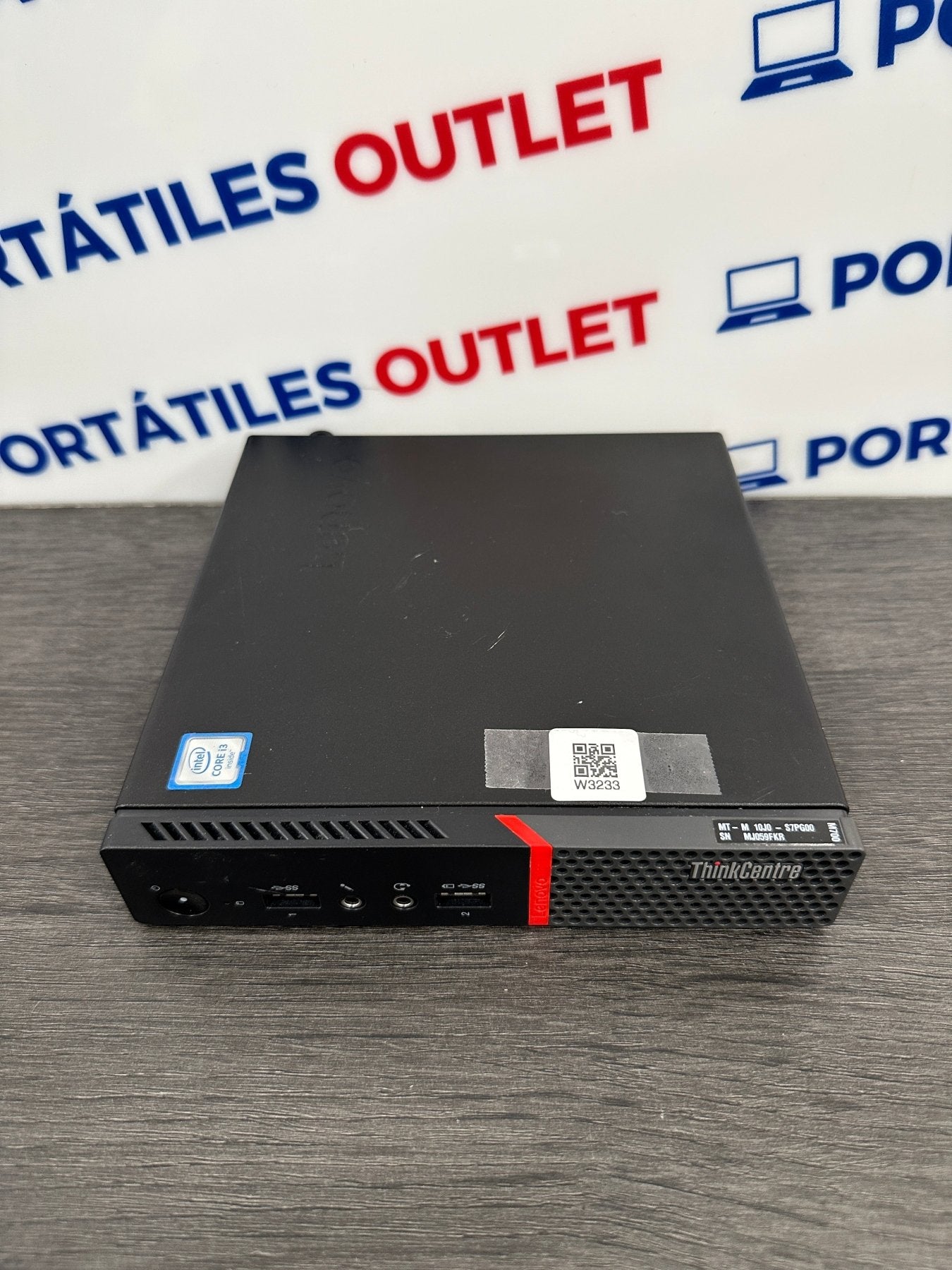 Lenovo ThinkCentre M700 Core i3 i3 - 6100T 3.2GHz (Total: 2 núcleos) 4GB 256GB SSD - Portátiles Outlet