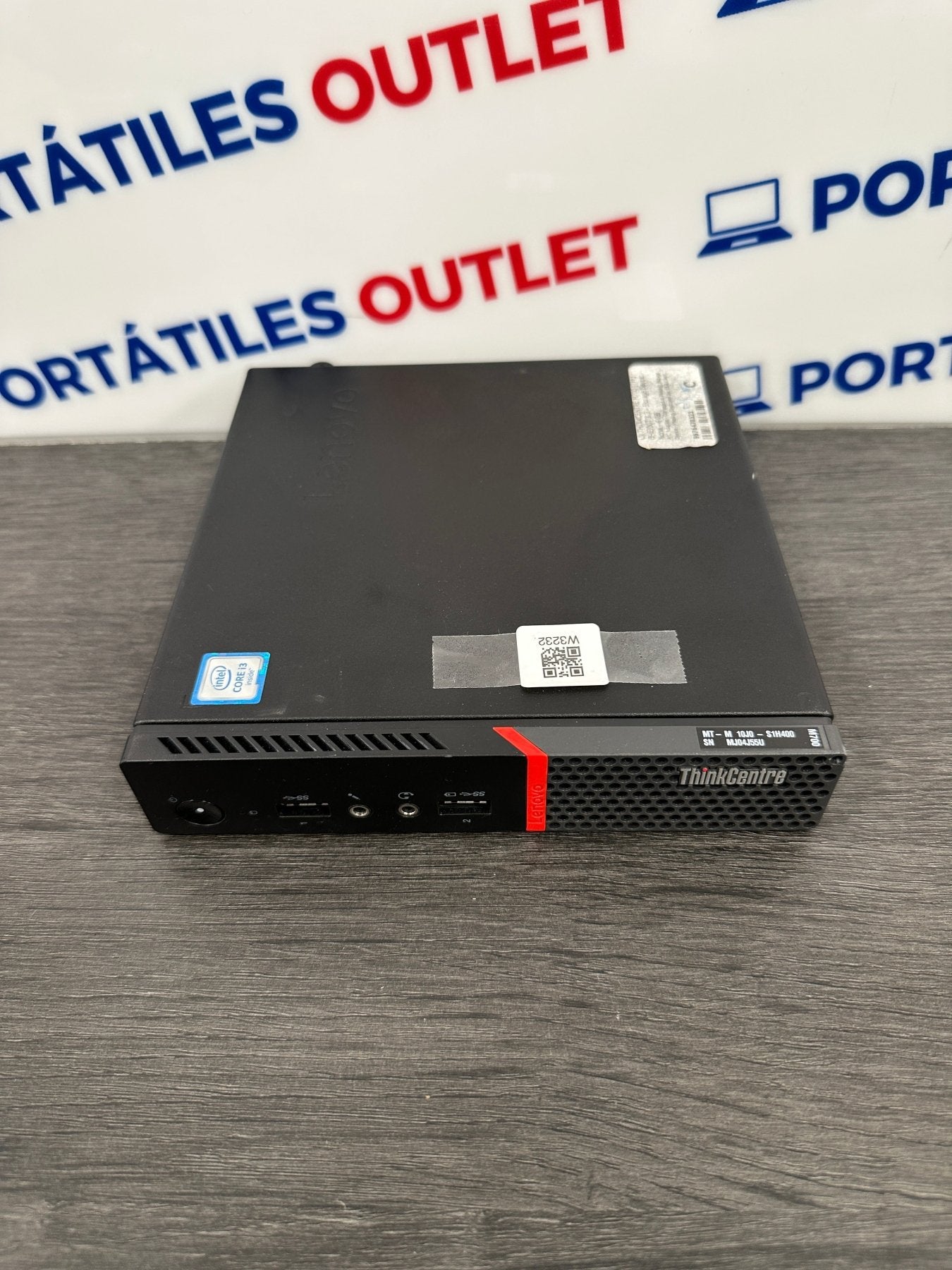 Lenovo ThinkCentre M700 Core i3 i3 - 6300T 3.3GHz (Total: 2 núcleos) 4GB 256GB SSD - Portátiles Outlet