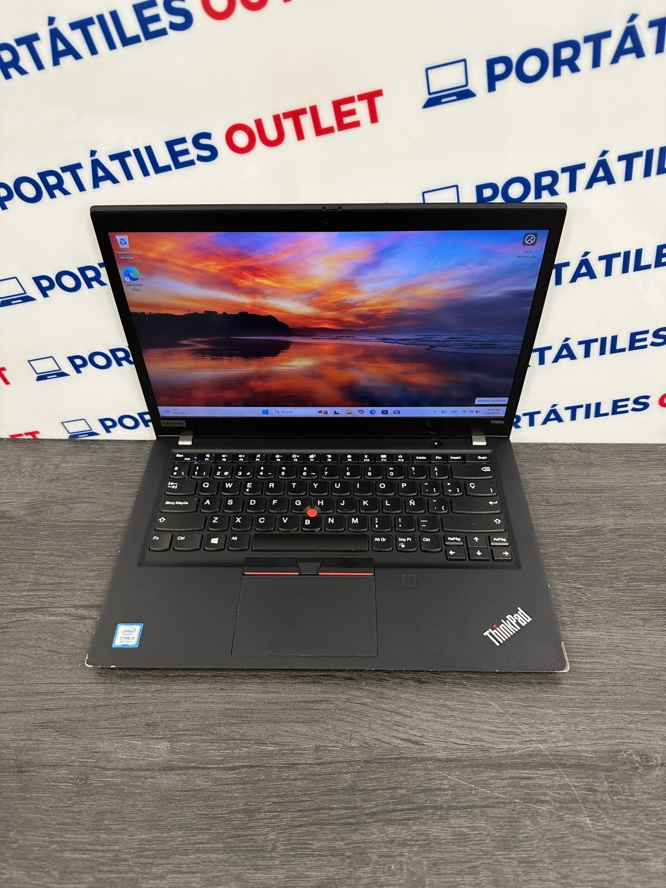 Lenovo Thinkpad T490S Core i5 i5 - 8265U 1.6GHz (Total: 4 núcleos) 8GB 256GB SSD - Portátiles Outlet
