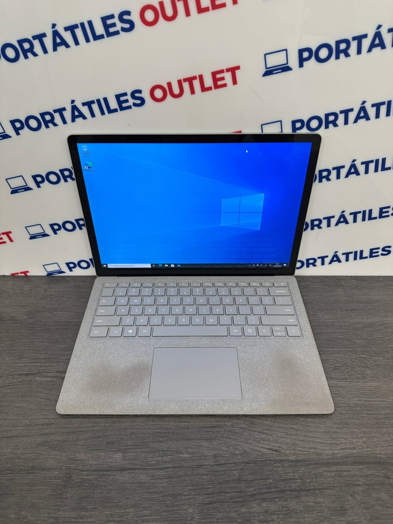 Microsoft Corp Surface Laptop 2 - Portátiles Outlet