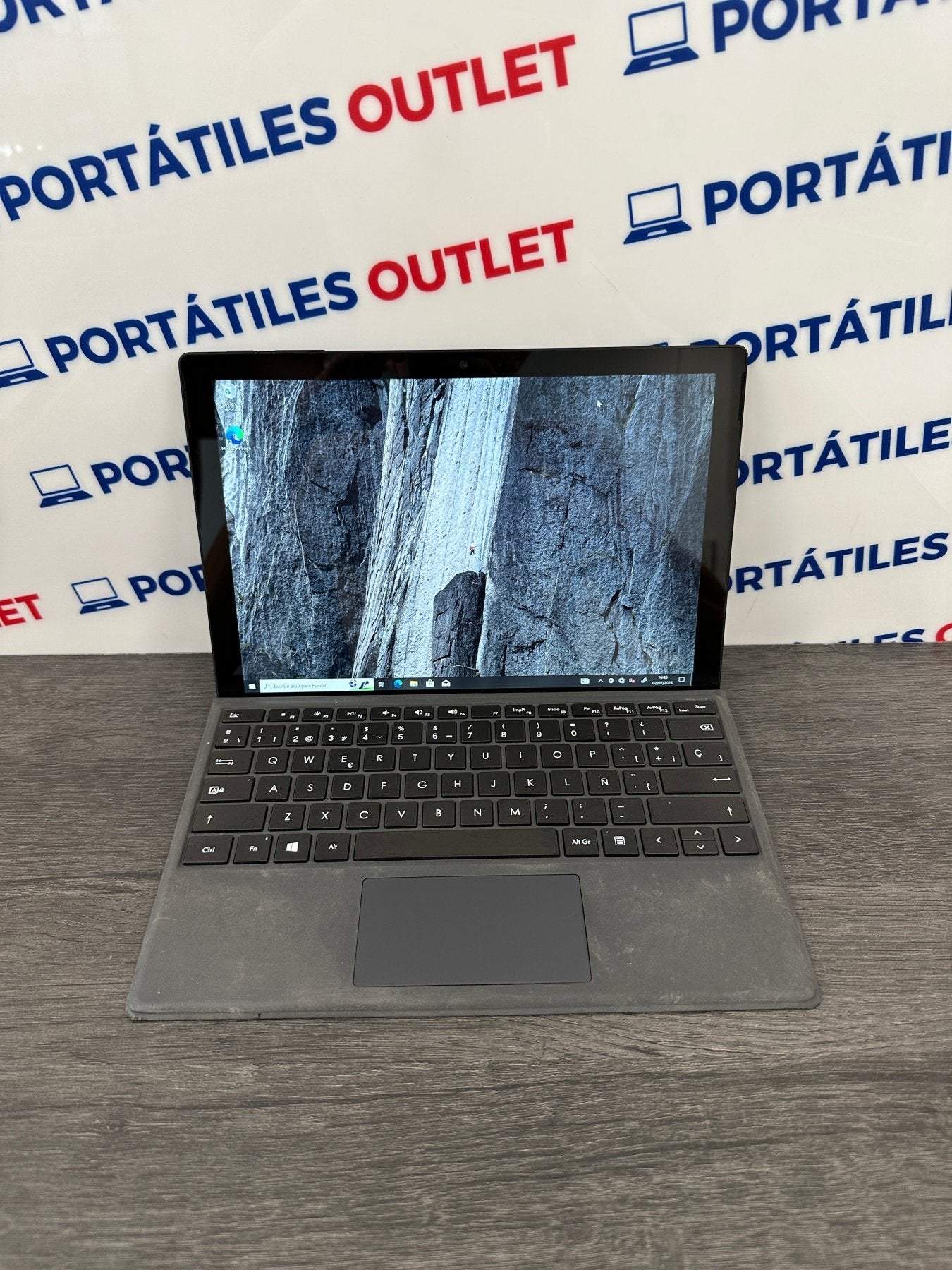 Microsoft Corp Surface Pro 6 Core i7 i7 - 8650U 1.9GHz (Total: 4 núcleos) 16GB 512GB SSD - Portátiles Outlet