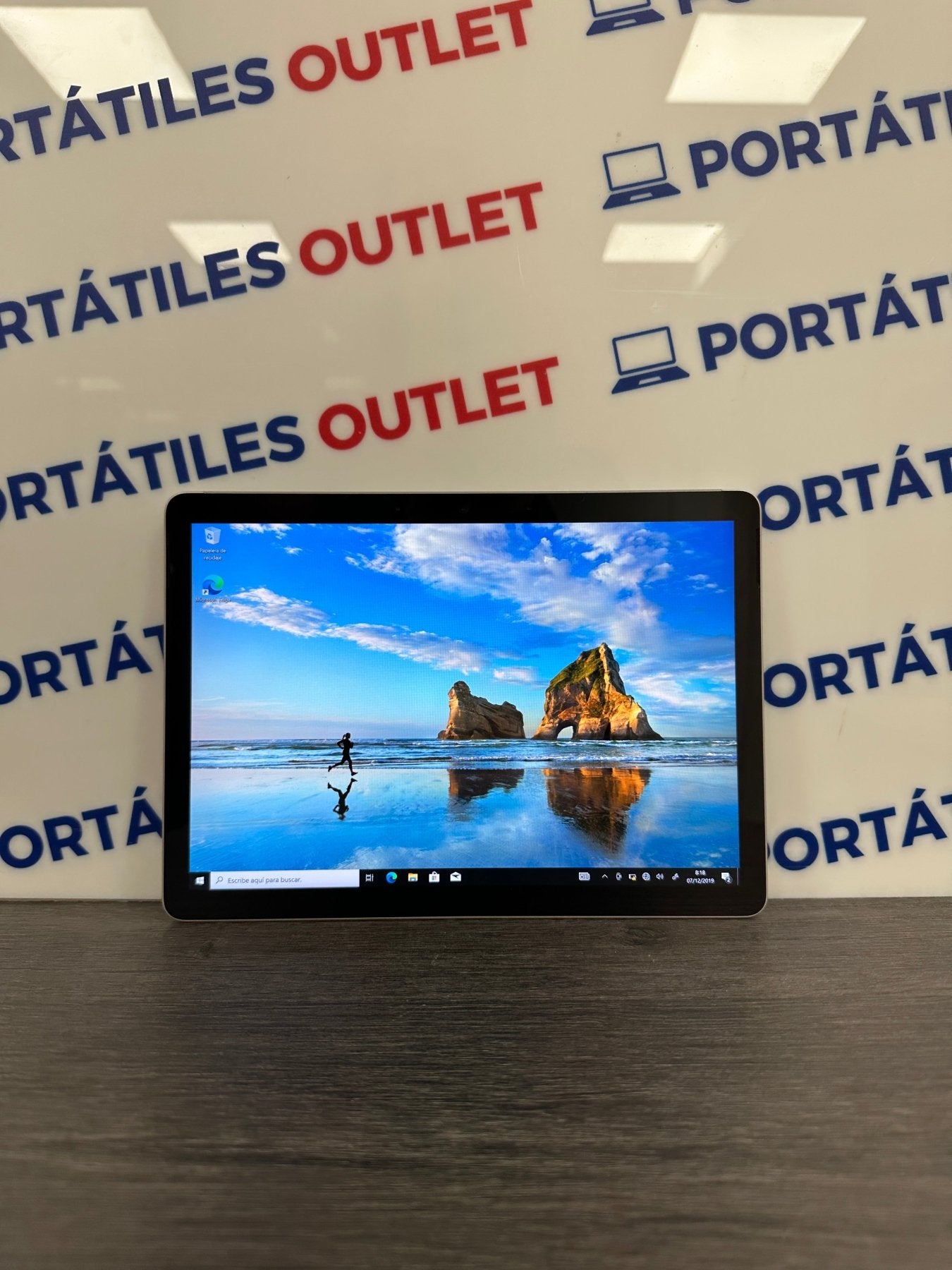 Microsoft Surface GO 2 Core M3 M3 - 8100Y 1.1GHz (Total: 2 cores) 8GB 128GB SSD - Portátiles Outlet