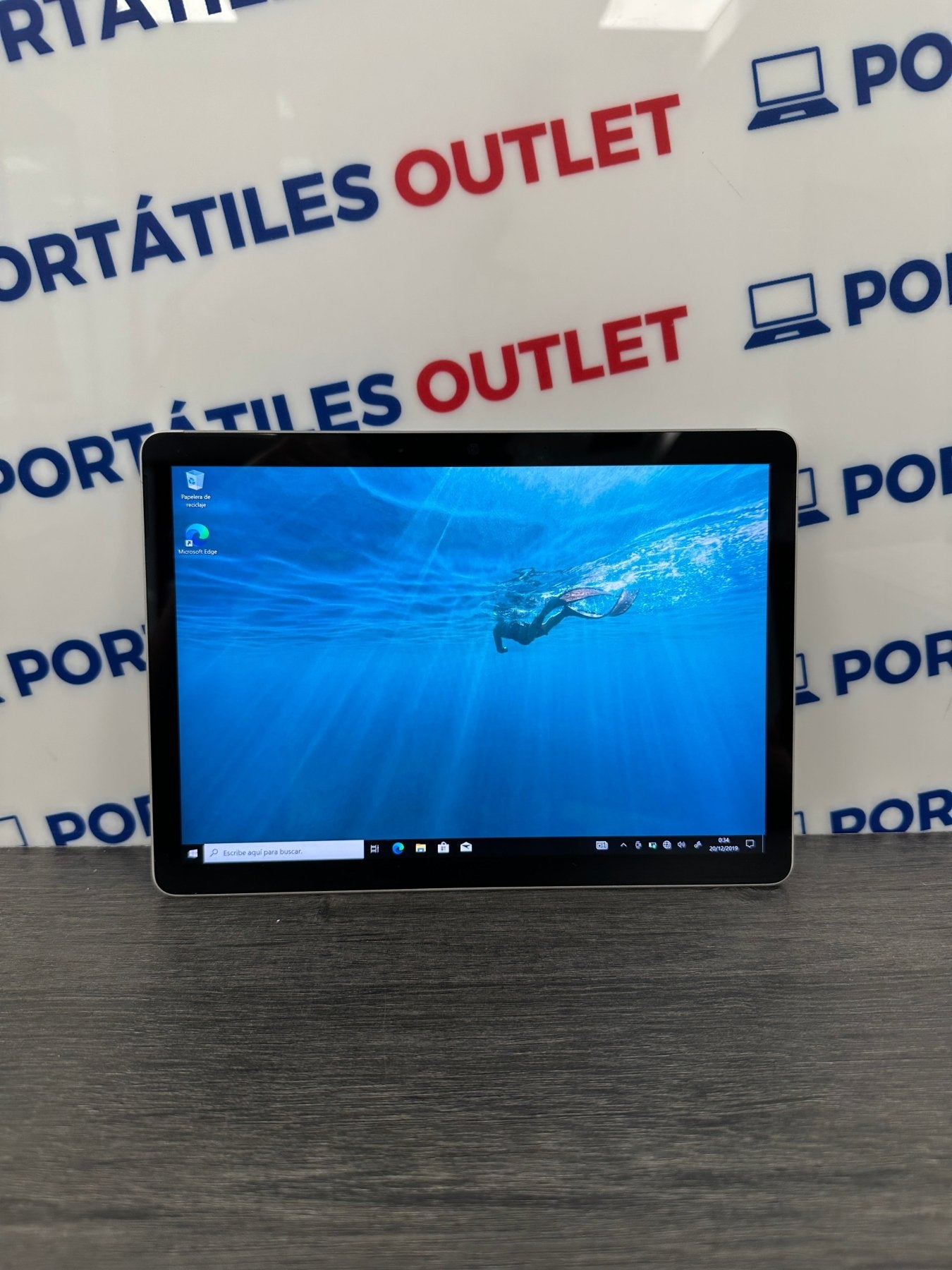 Microsoft Surface GO 2 Core M3 M3 - 8100Y 1.1GHz (Total: 2 cores) 8GB 128GB SSD - Portátiles Outlet