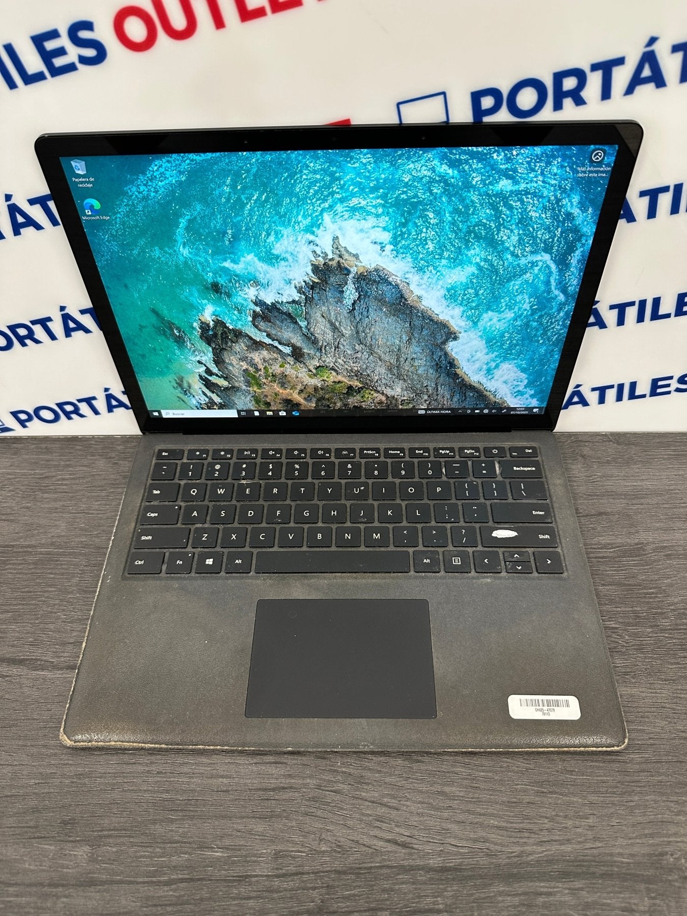 Microsoft Surface Laptop 2 Core i7 i7 - 8650U 1.9GHz (Total: 2 cores) 8GB 256GB SSD - Portátiles Outlet